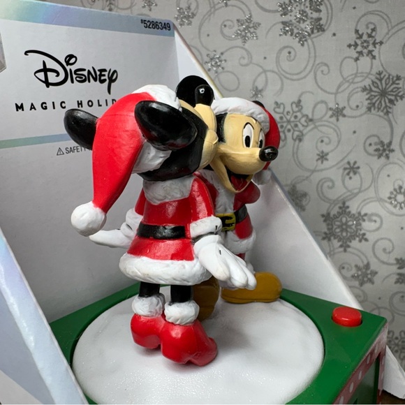 Disney Mickey Mouse Minnie Mouse Animated Talking Countdown 2 Christmas Calendar - Picture 10 of 12